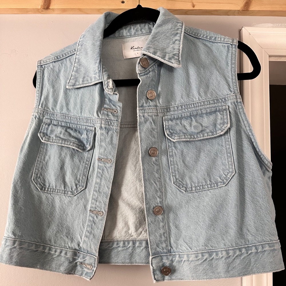 Kancan Cropped Vest
